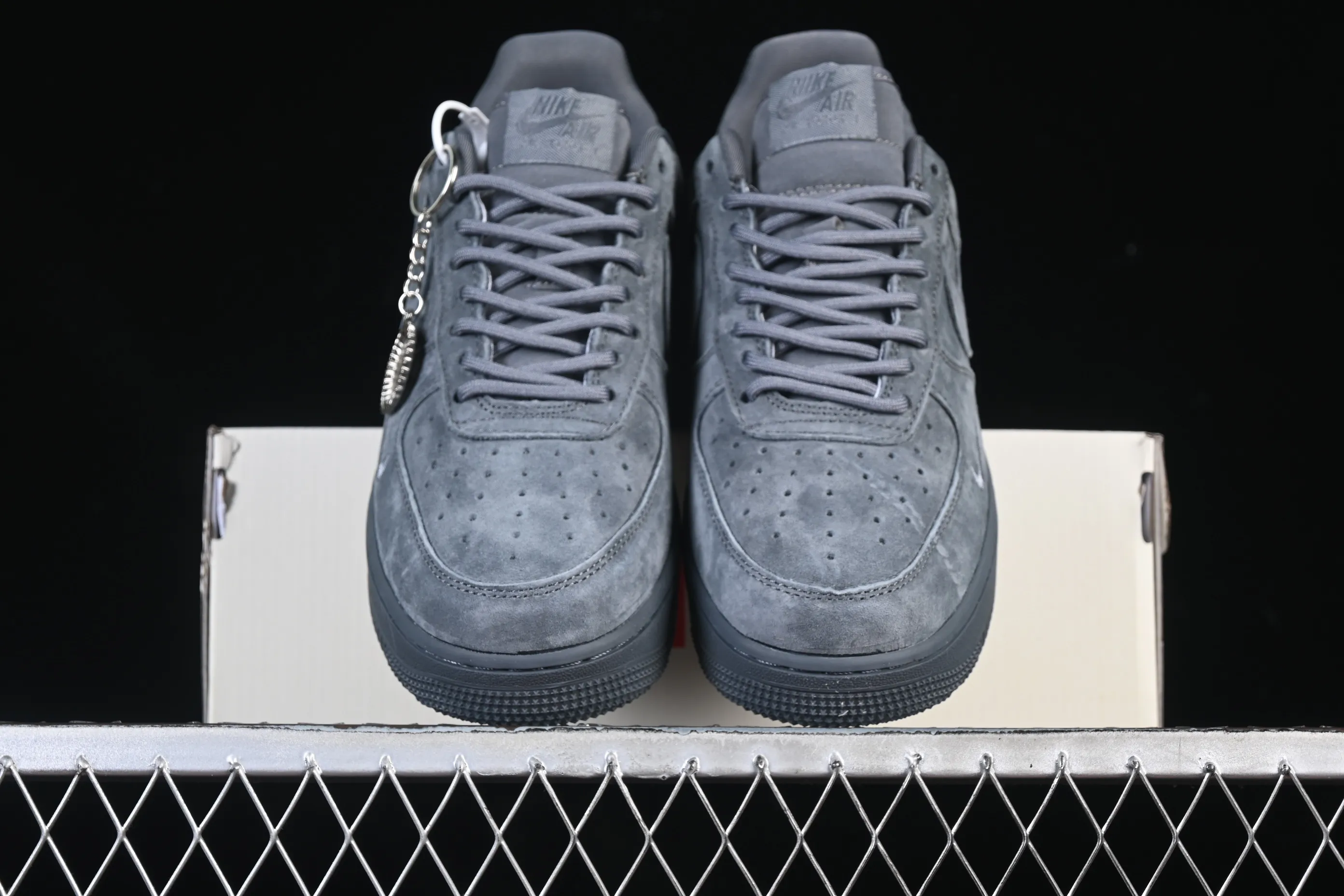 All Categories Nk Air Force 1 Air Force Series Nk Air Force 1 Low Air Force Low Nike Air Force 1'07 Low Supreme Joint Whole Pig Eight Air Force One Low Casual Shoes DF0188-115